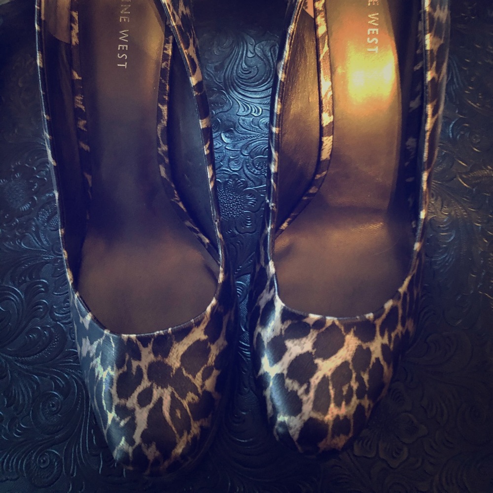 Nine West size 11 stilettos